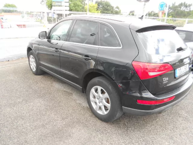 Audi Q5 2.0 TDI - foto 4