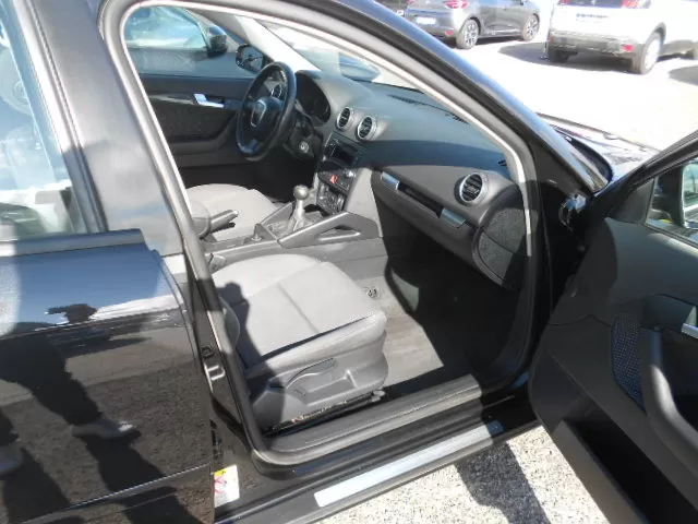 Audi A3 Sportback 170 2.0 TDI - foto 8