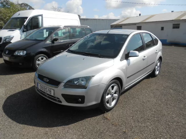 Ford Focus 1.6 TDCI - foto 3