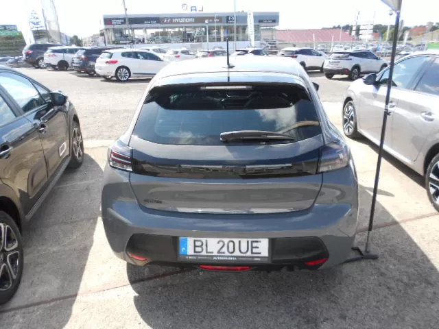 Peugeot 208 II  1.2 PURETECH - foto 6