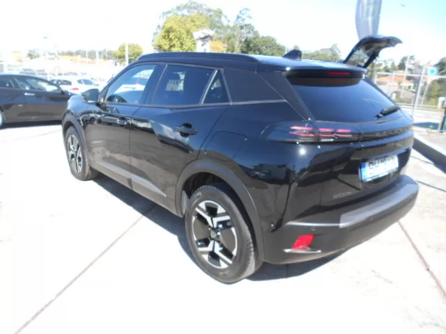 Peugeot 2008 ALLURE 1.2 PURETECH - foto 4