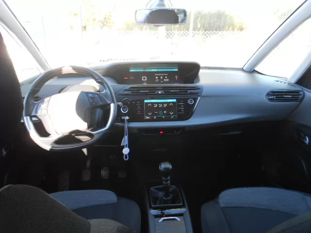 Citroën C4 spacetourer 1.2 PURETECH - foto 8