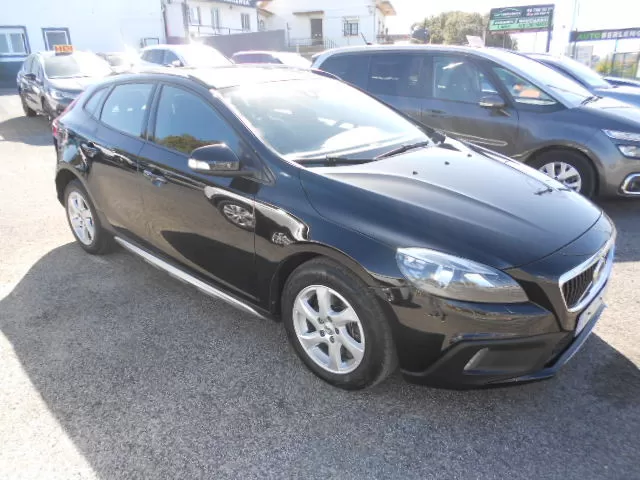 Volvo  VOLVO V40 CROSS COUNTRY - foto 2