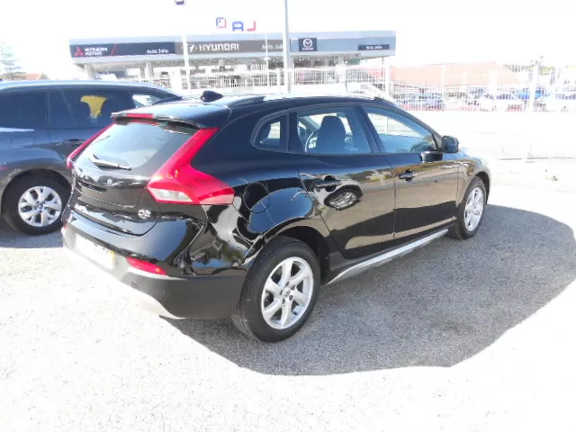 Volvo  VOLVO V40 CROSS COUNTRY - foto 6