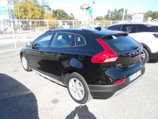 Volvo  VOLVO V40 CROSS COUNTRY - foto 4