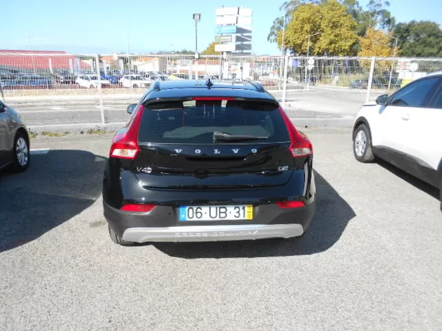 Volvo  VOLVO V40 CROSS COUNTRY - foto 5