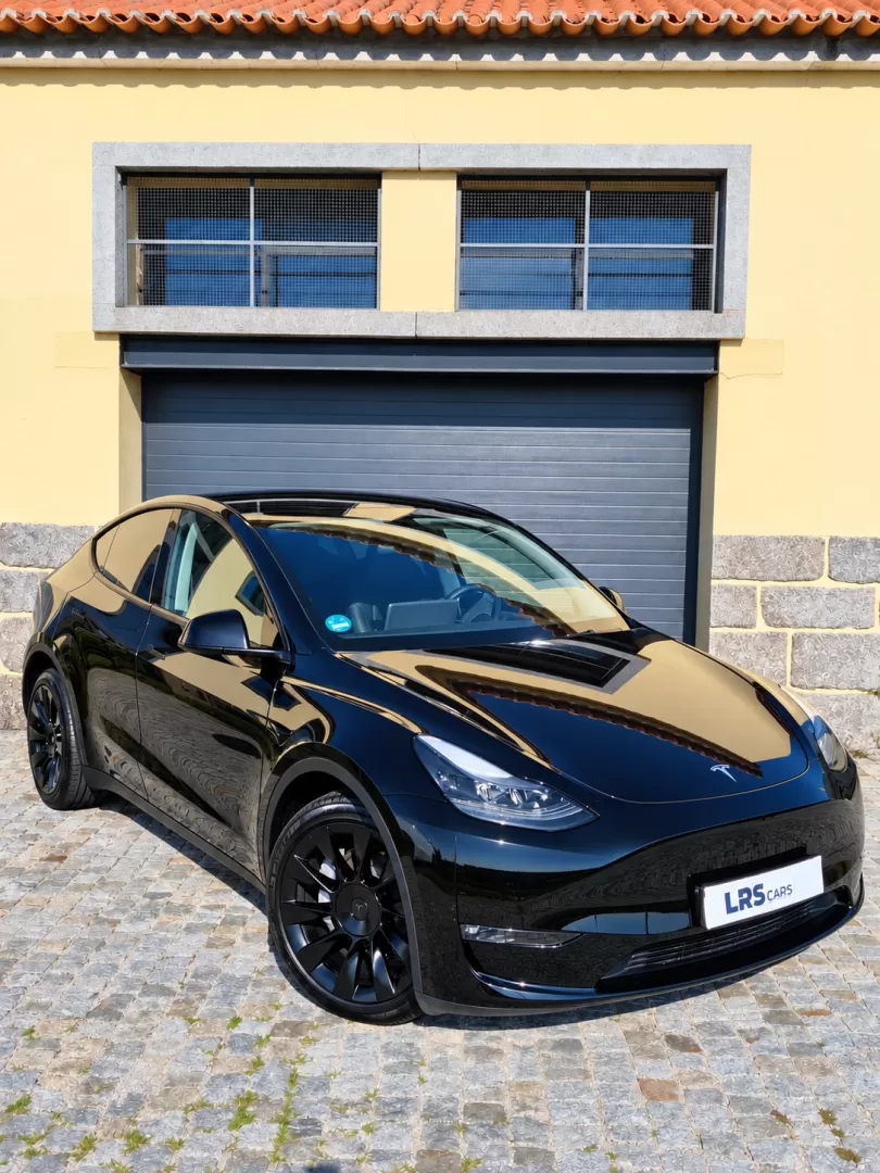 Tesla Model Y Long Range Tração Integral