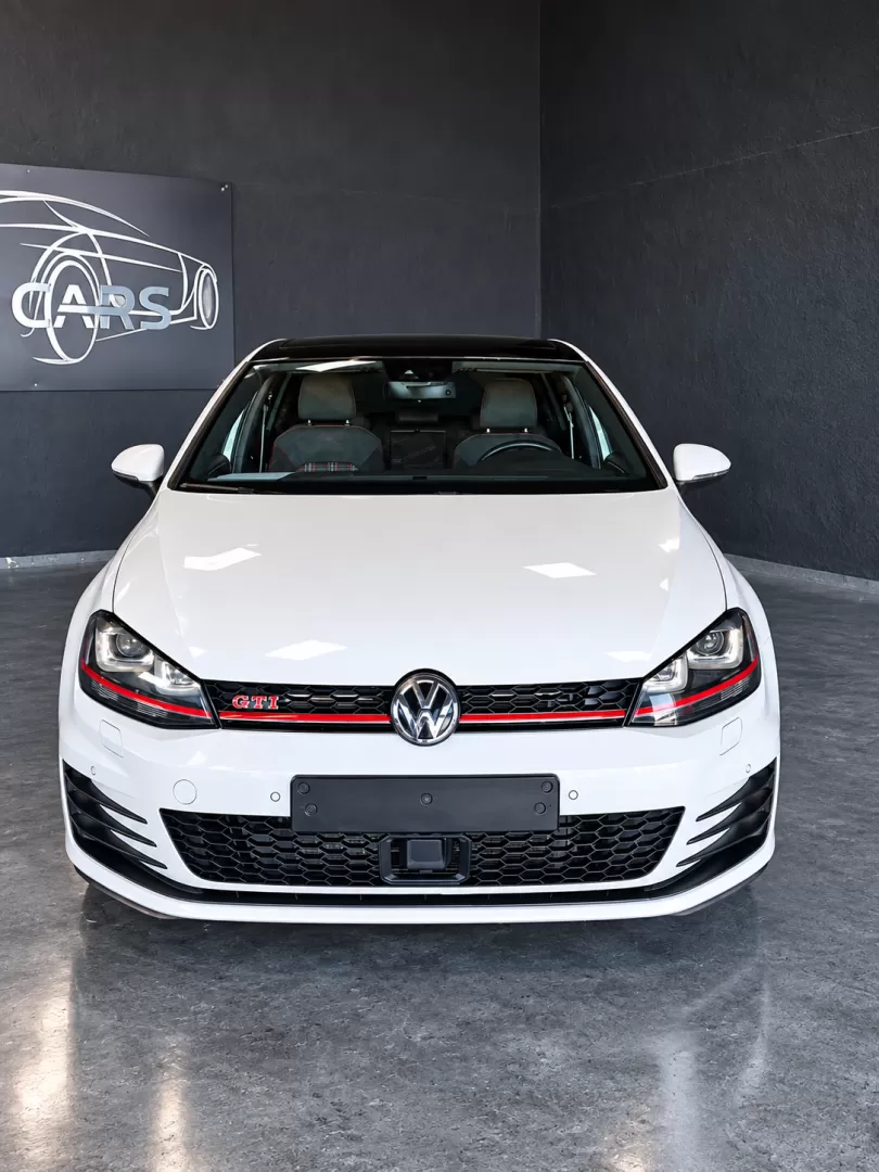 VW Golf 2.0 TSi GTi DSG Performance - foto 3