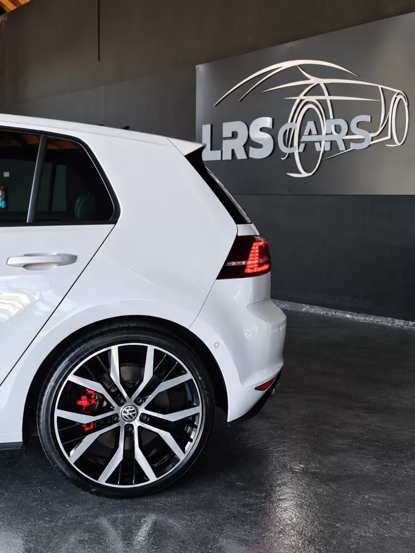 VW Golf 2.0 TSi GTi DSG Performance - foto 7