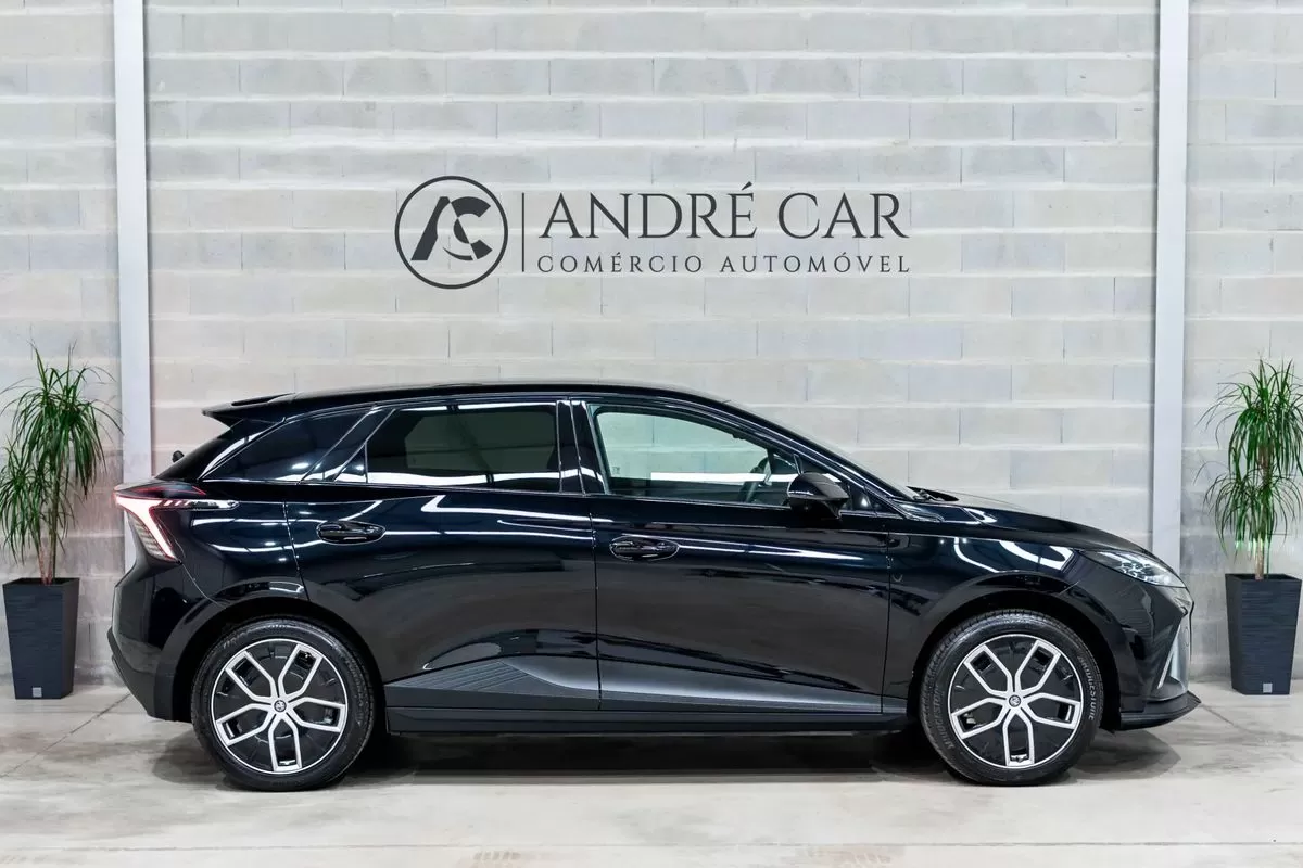 MG MG4 64 kWh Luxury - foto 5