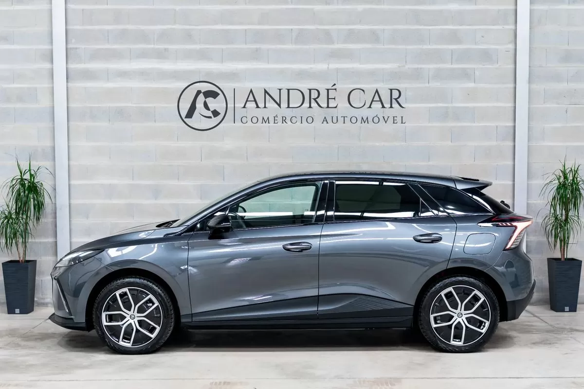 MG MG4 64 kWh Luxury - foto 4