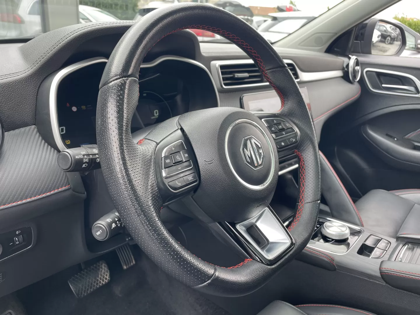MG ZS Luxury - foto 6