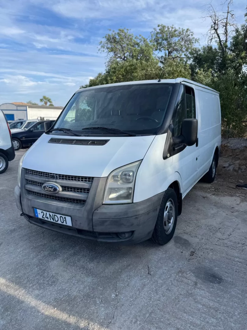 Ford  Transit 260 S 2.2 TDCi Curta-TNormal - foto 2