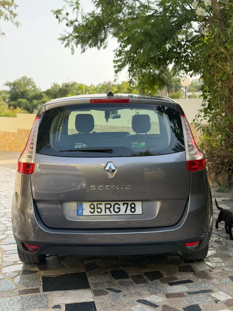 Renault Scénic 1.5 dCi - foto 5