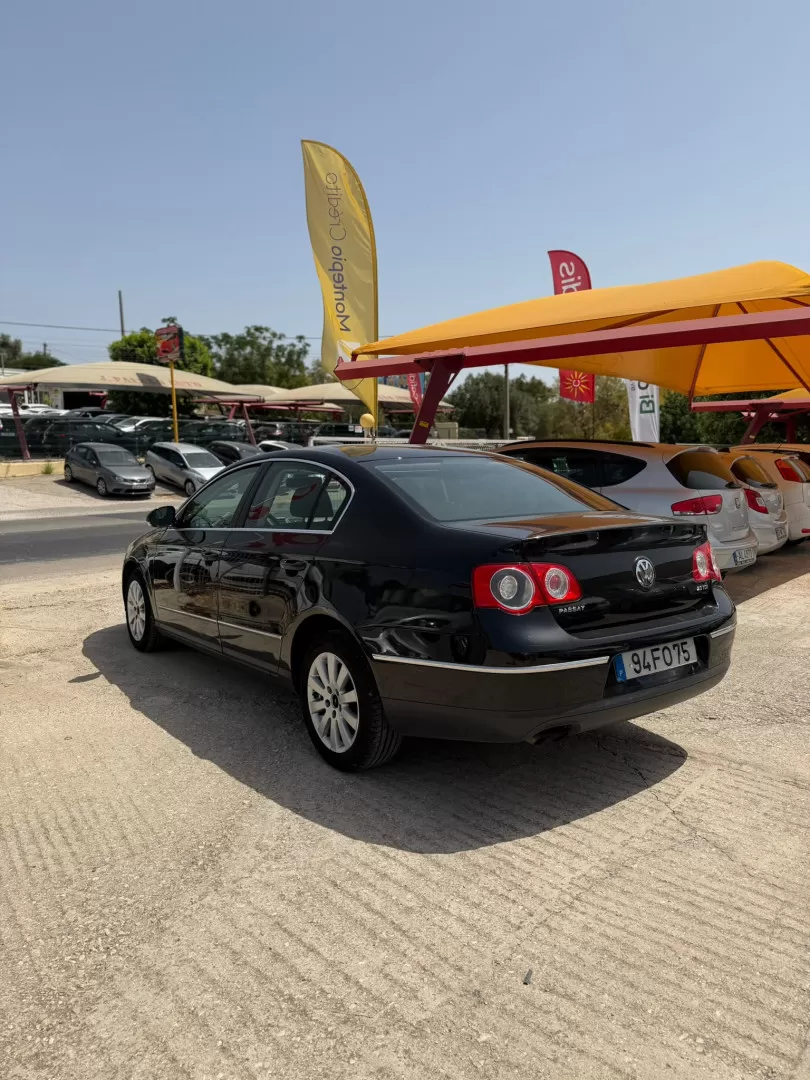 VW Passat 2.0 TDI Confortline - foto 4