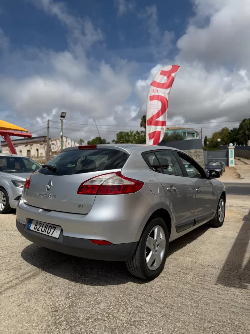 Renault Mégane 1.5 dCi - foto 4