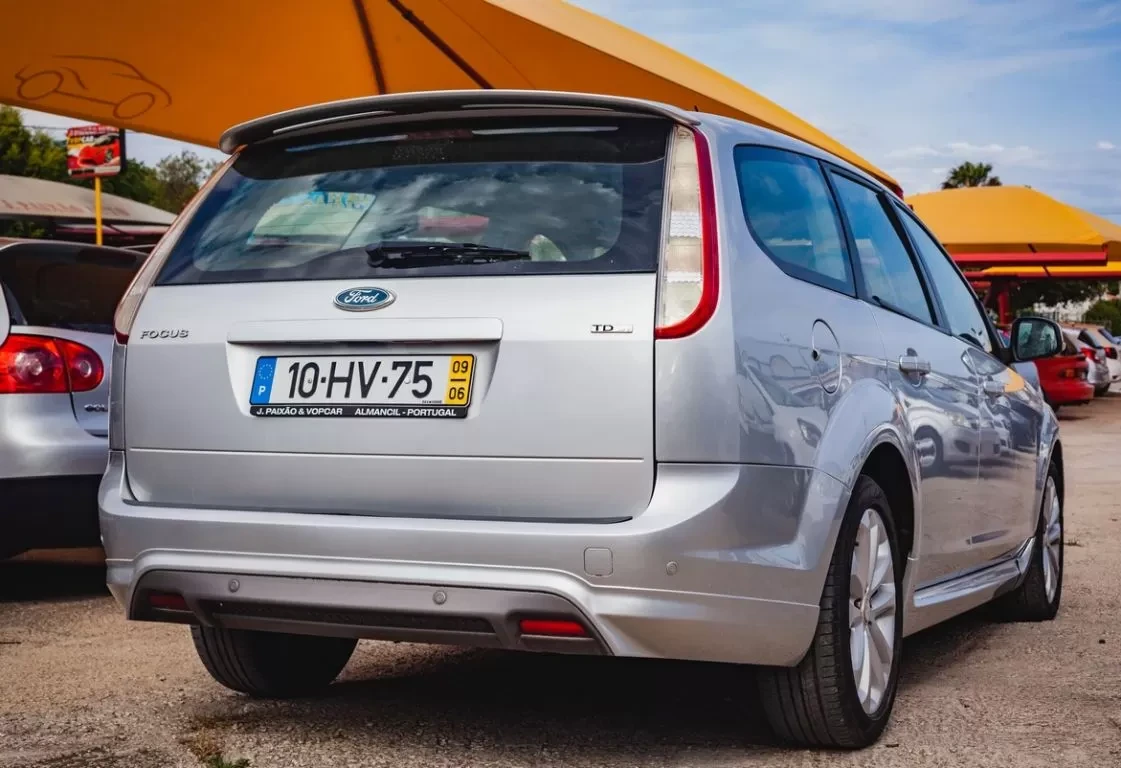 Ford Focus 1.6 TDCi Connection - foto 5