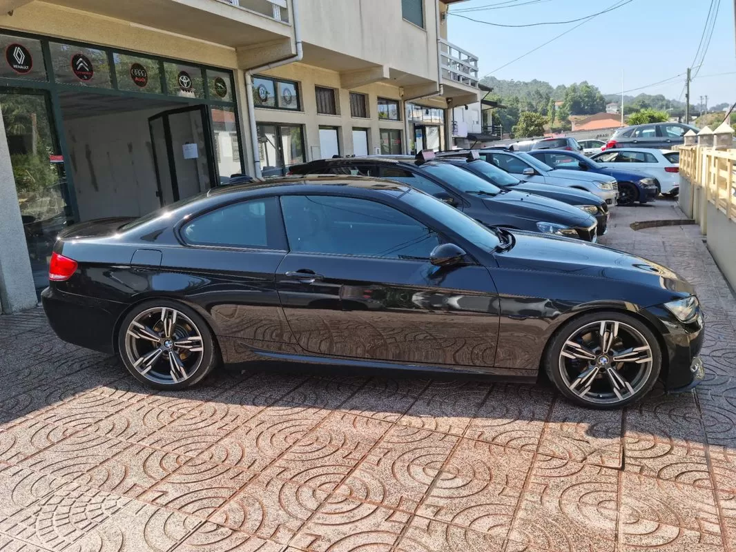 BMW 320 d Coupe - foto 6
