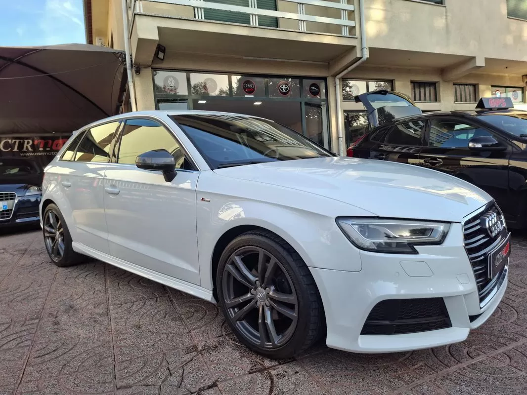 Audi A3 Sportback  1 0 Tfsi Sport - foto 4