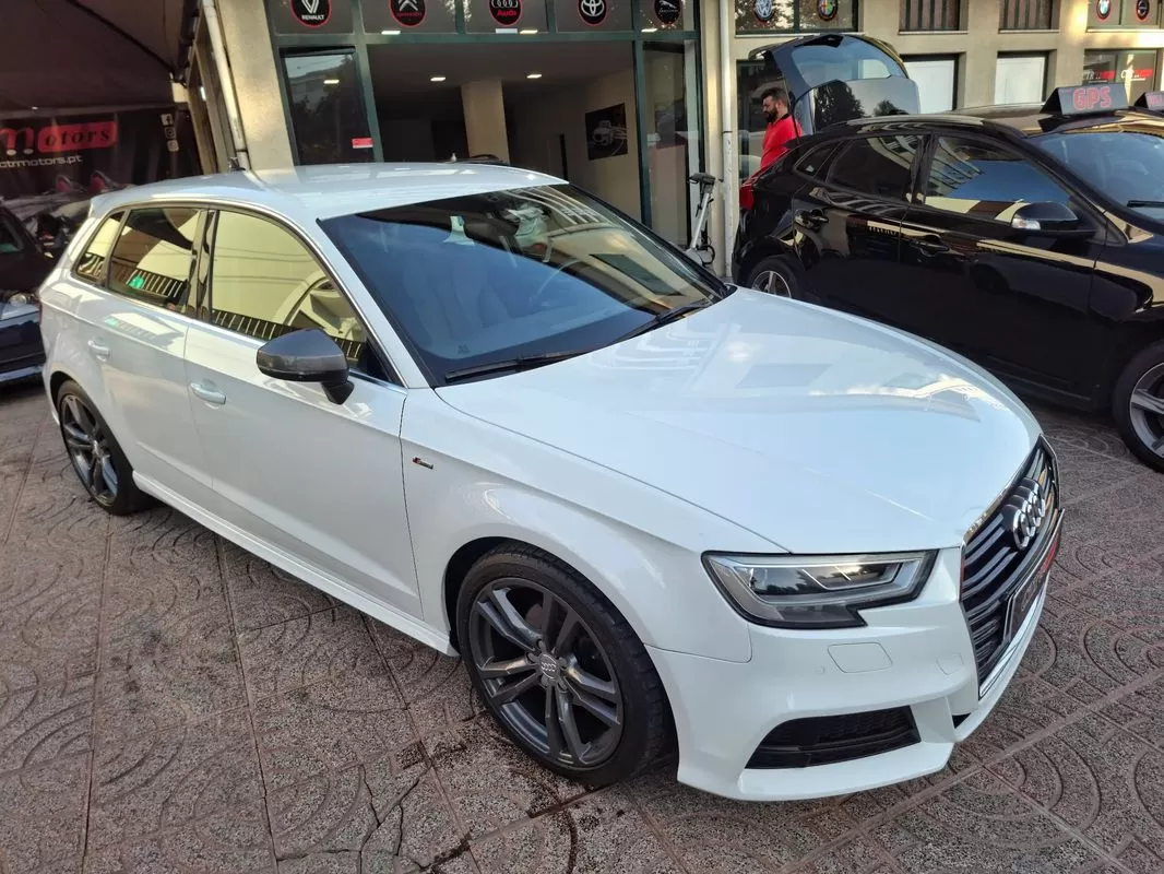 Audi A3 Sportback  1 0 Tfsi Sport - foto 5