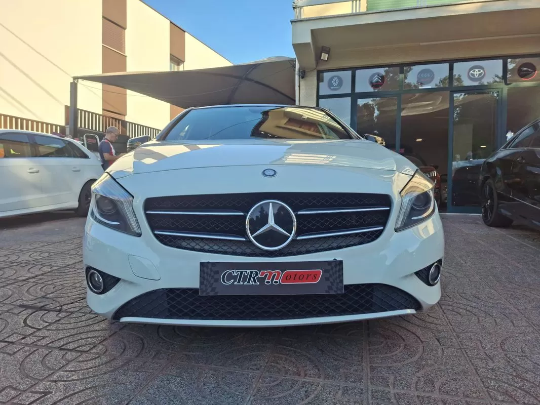 Mercedes-Benz A 200  Cdi 4matic 7g  Dct Streetstyle - foto 2