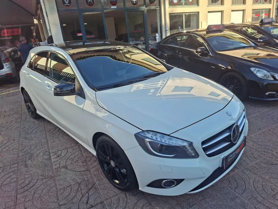 Mercedes-Benz A 200  Cdi 4matic 7g  Dct Streetstyle - foto 5