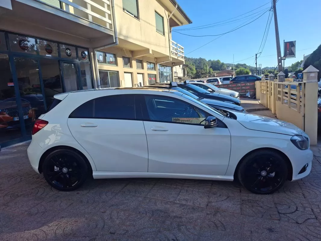Mercedes-Benz A 200  Cdi 4matic 7g  Dct Streetstyle - foto 6