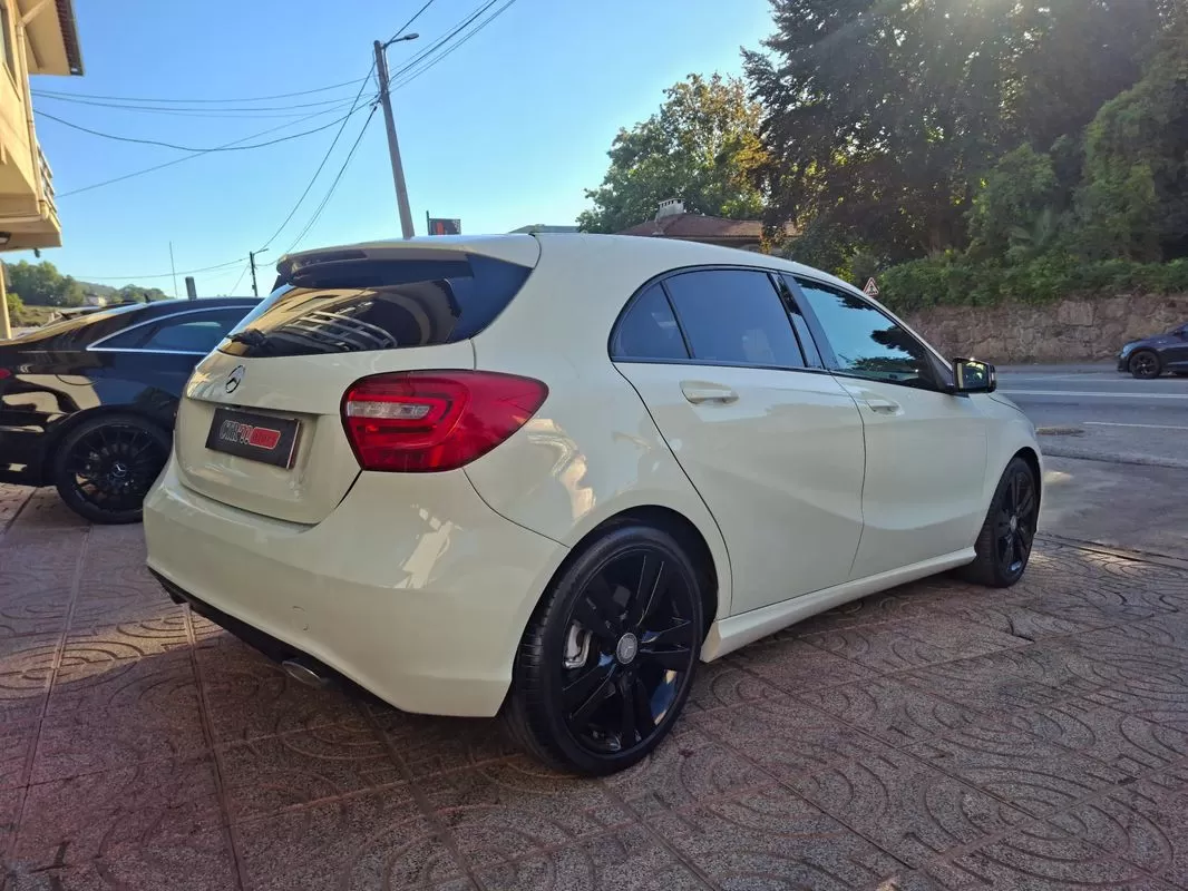 Mercedes-Benz A 200  Cdi 4matic 7g  Dct Streetstyle - foto 7