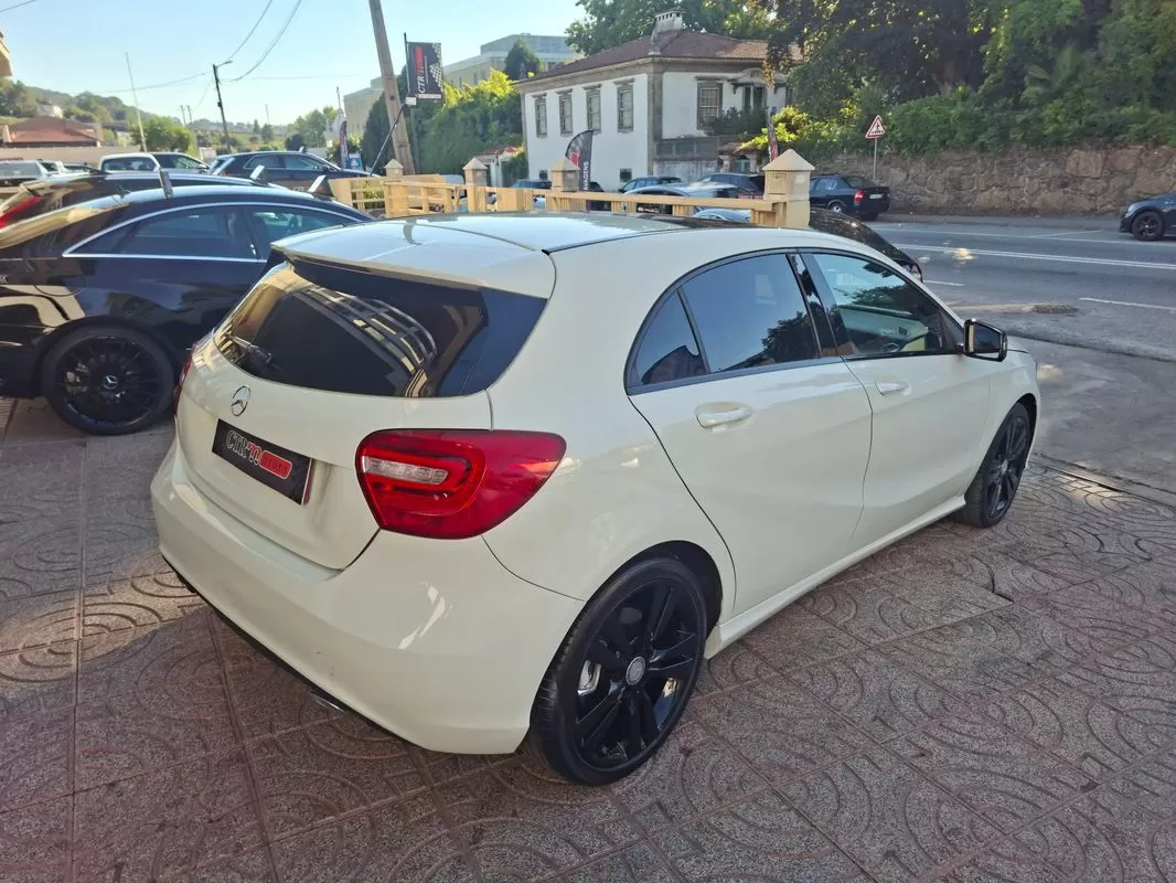 Mercedes-Benz A 200  Cdi 4matic 7g  Dct Streetstyle - foto 8
