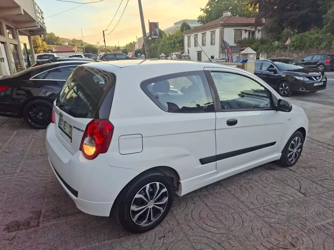 Chevrolet Aveo 1.2 LS - foto 6