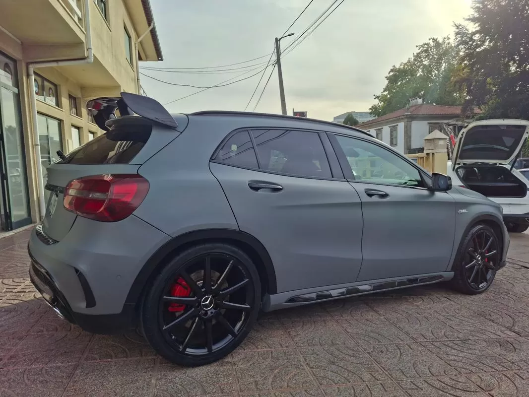 Mercedes-Benz GLA 45 AMG - foto 8