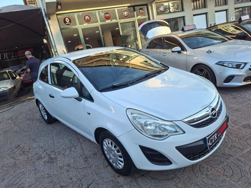 Opel  Corsa - foto 4