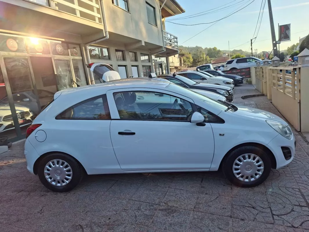 Opel  Corsa - foto 5