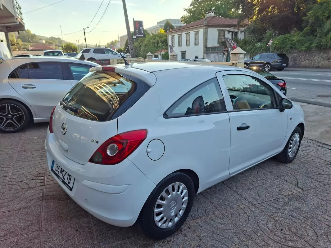 Opel  Corsa - foto 7
