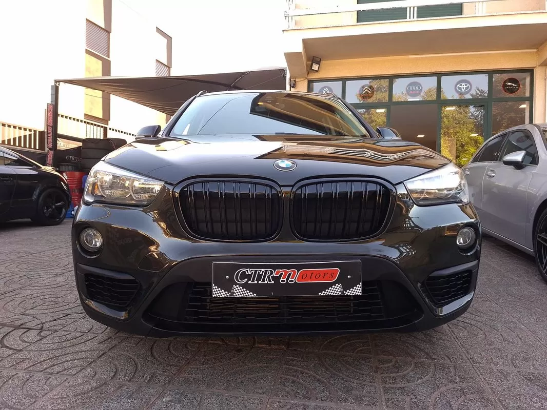 BMW X1  Sdrive18d Aut - foto 3