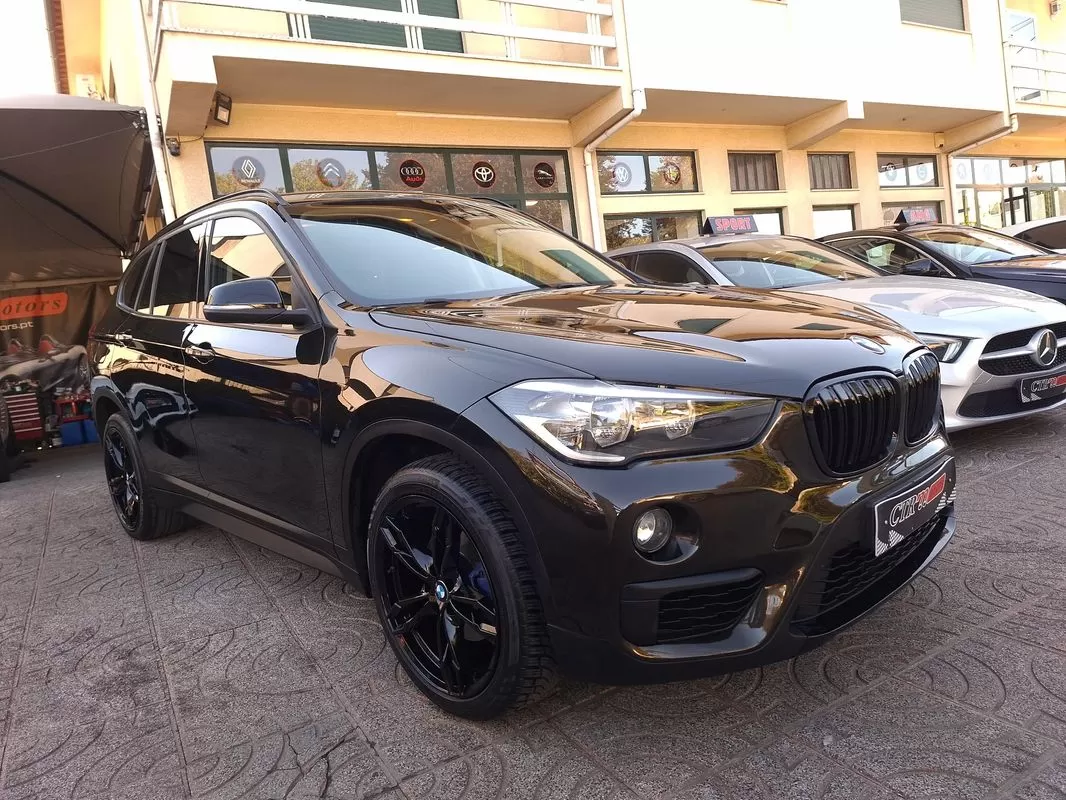 BMW X1  Sdrive18d Aut - foto 4