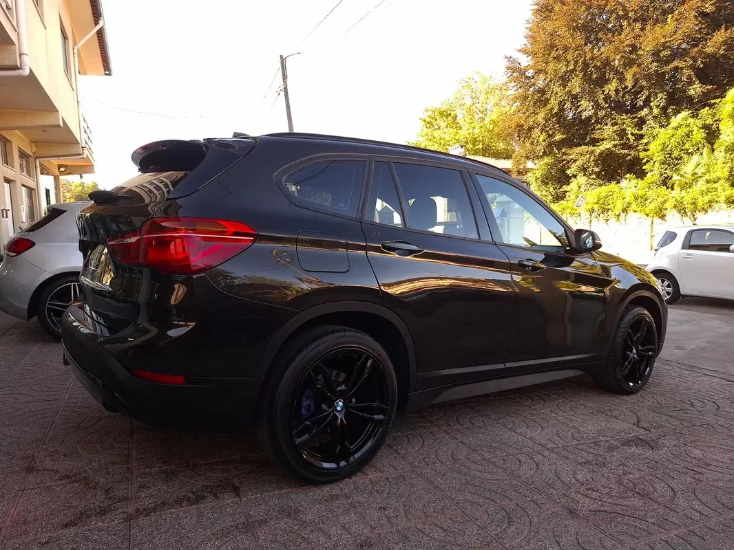 BMW X1  Sdrive18d Aut - foto 7
