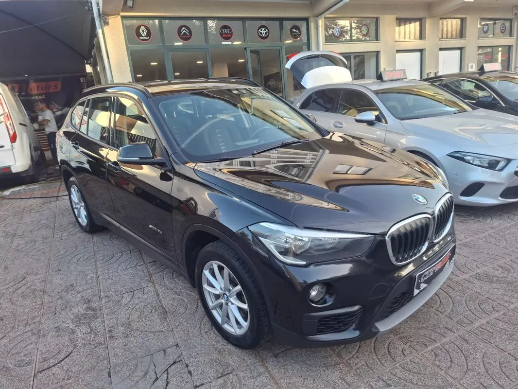 BMW X1  Sdrive18d Sport Line - foto 4