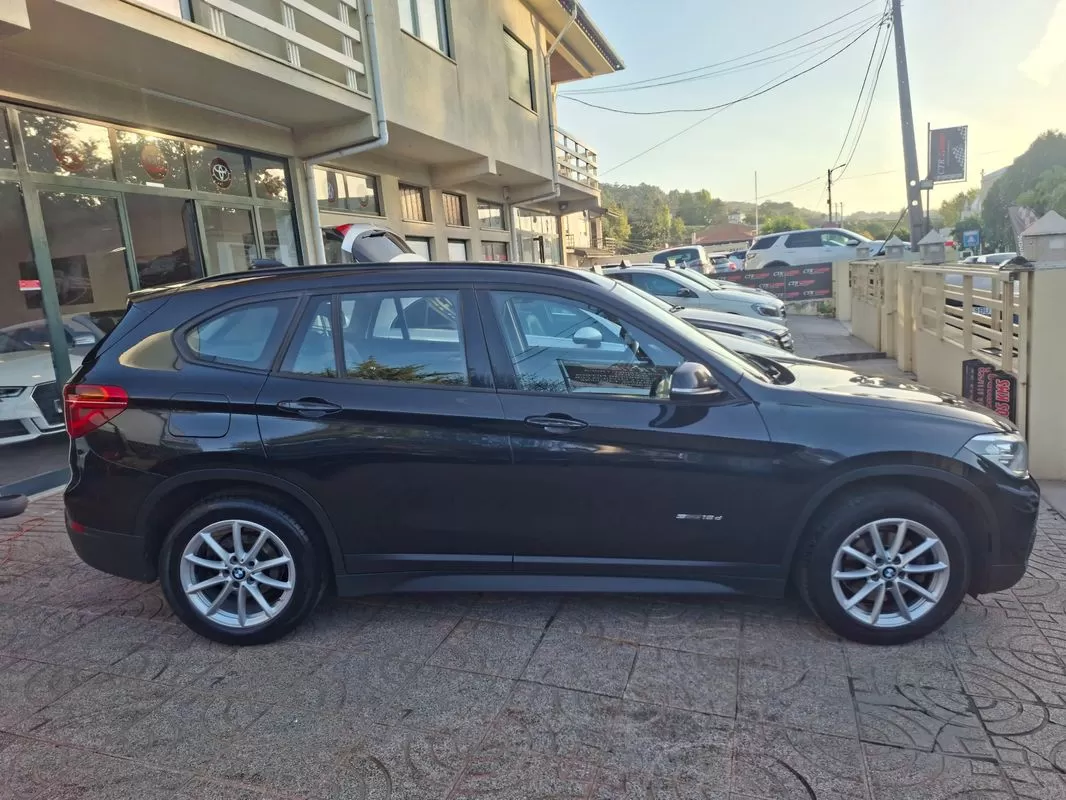 BMW X1  Sdrive18d Sport Line - foto 5