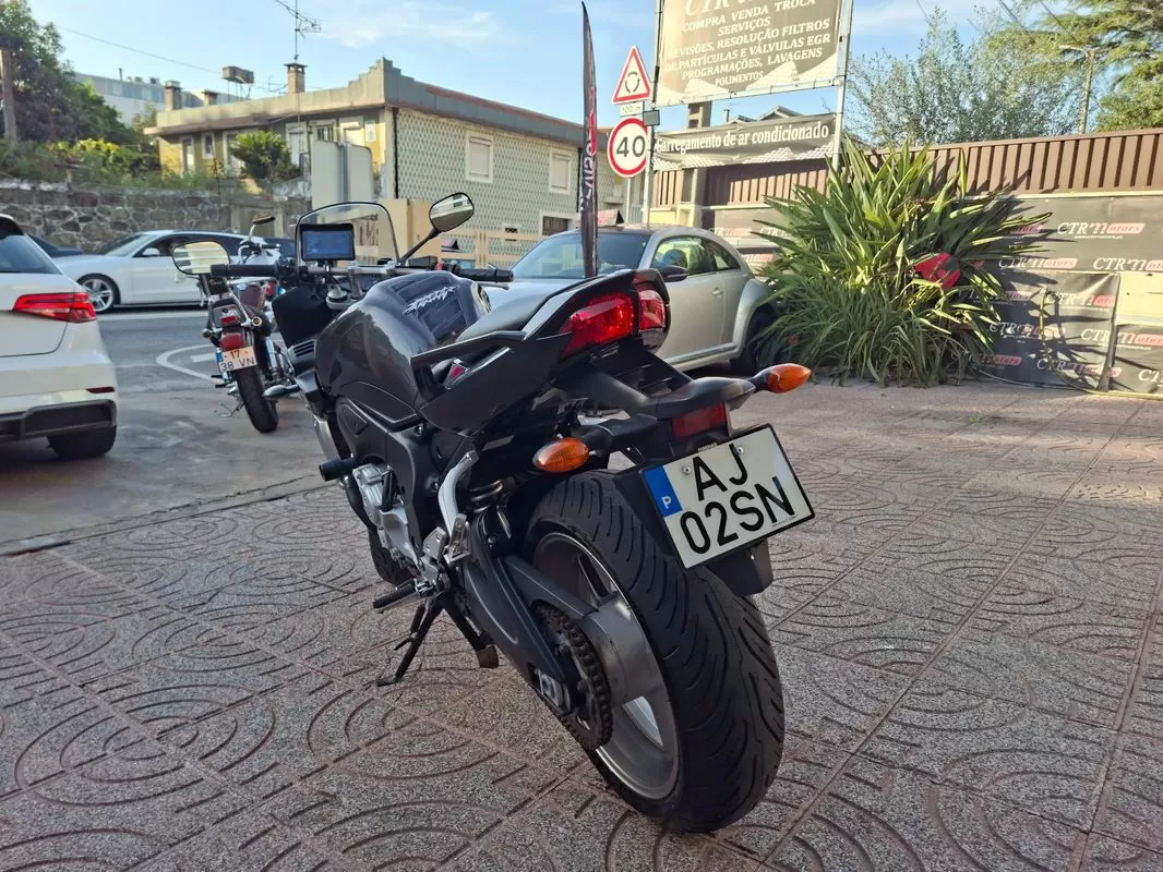 Yamaha Fazer - foto 4