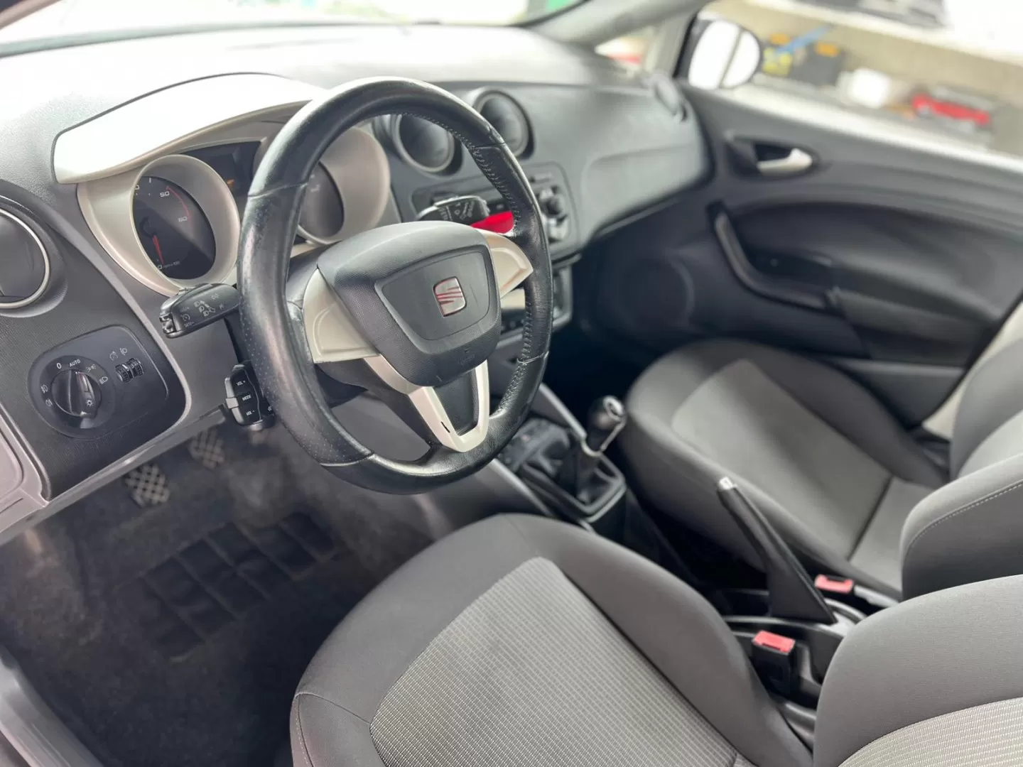 Seat Ibiza 1.2 TDI Style - foto 8
