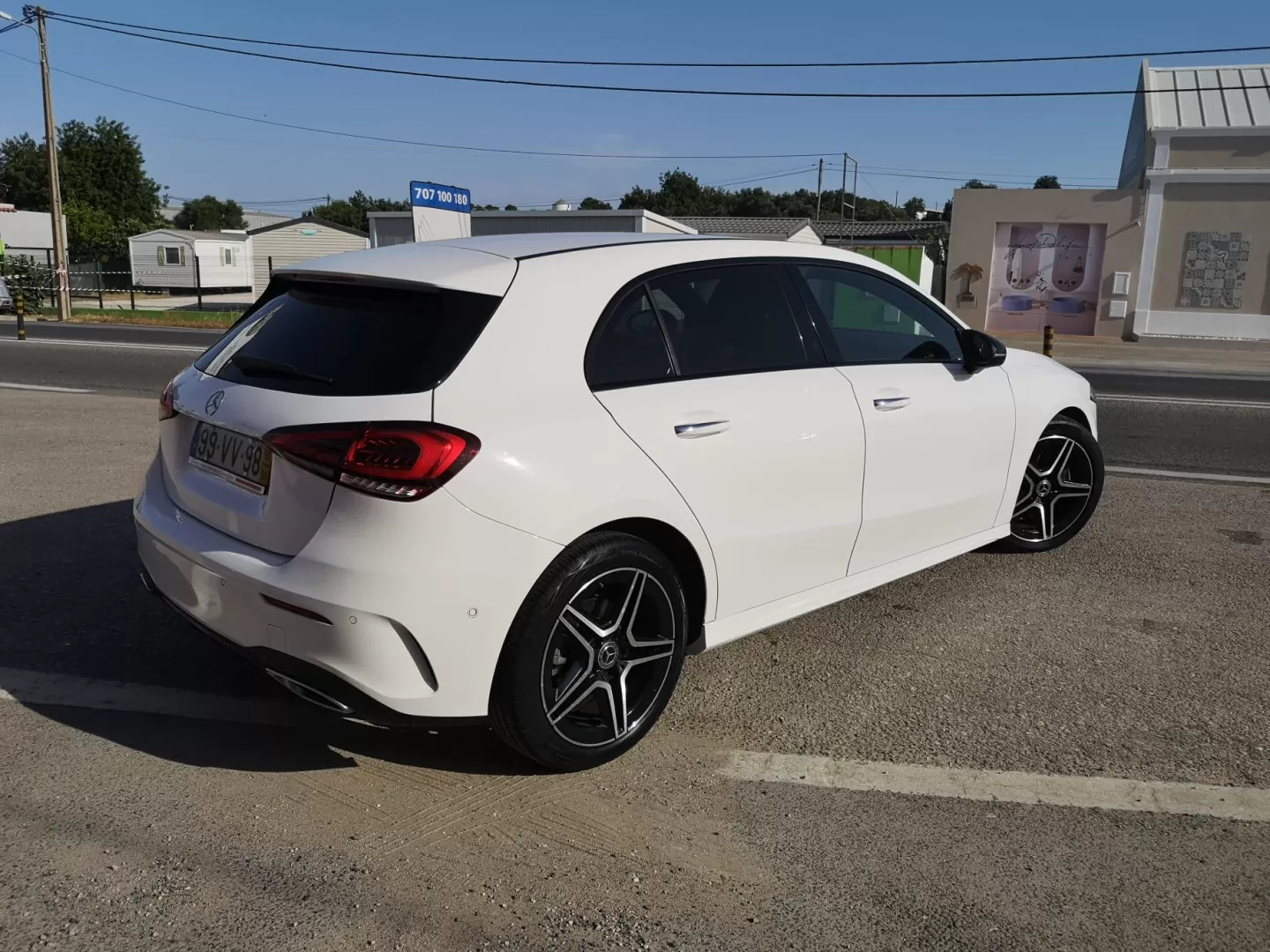 Mercedes-Benz A 180 d AMG Line Aut. - foto 4