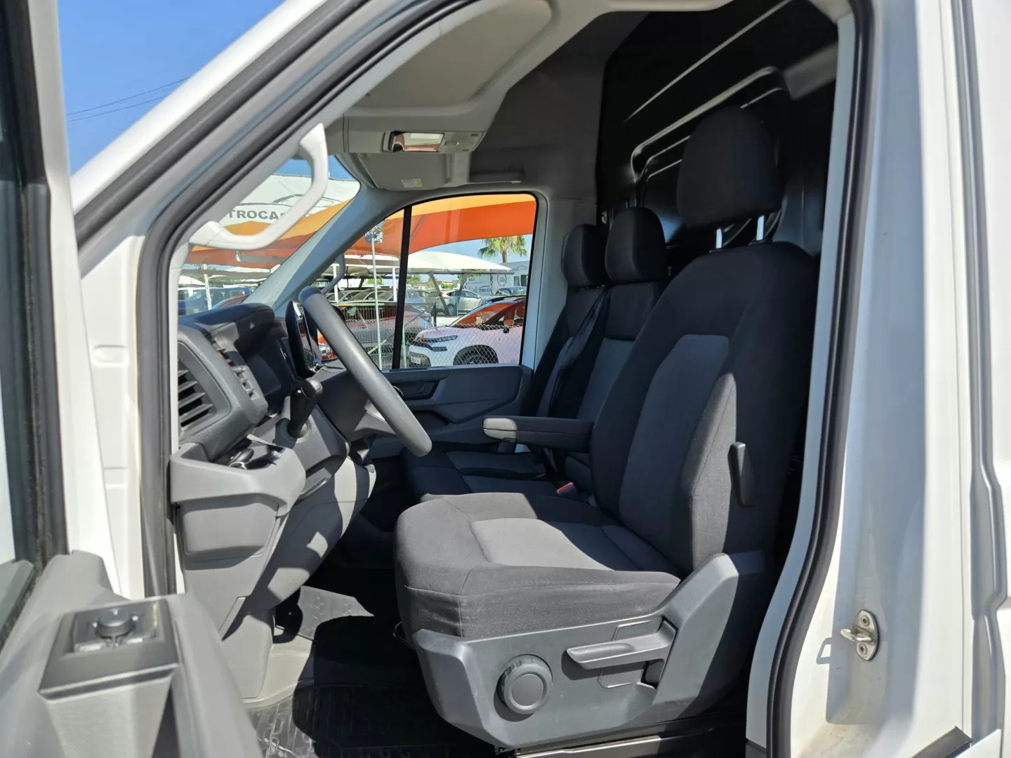 VW  Crafter 2.0 TDI L3H3 - foto 5