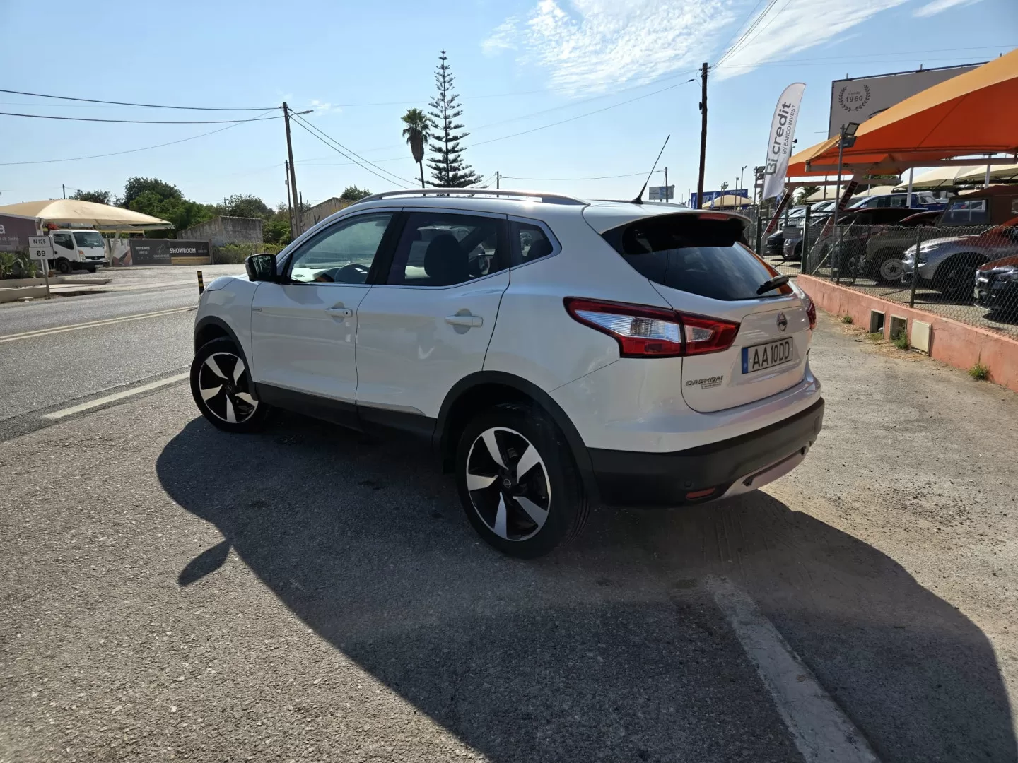 Nissan Qashqai 1.5 dCi N-Connecta - foto 4