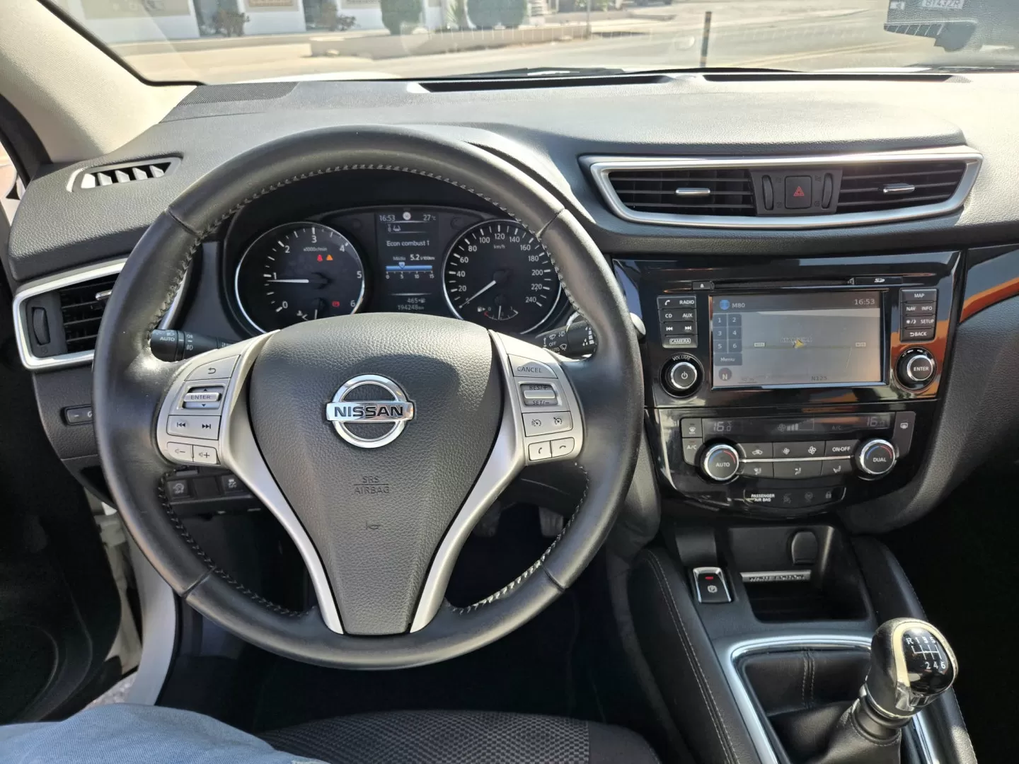 Nissan Qashqai 1.5 dCi N-Connecta - foto 6