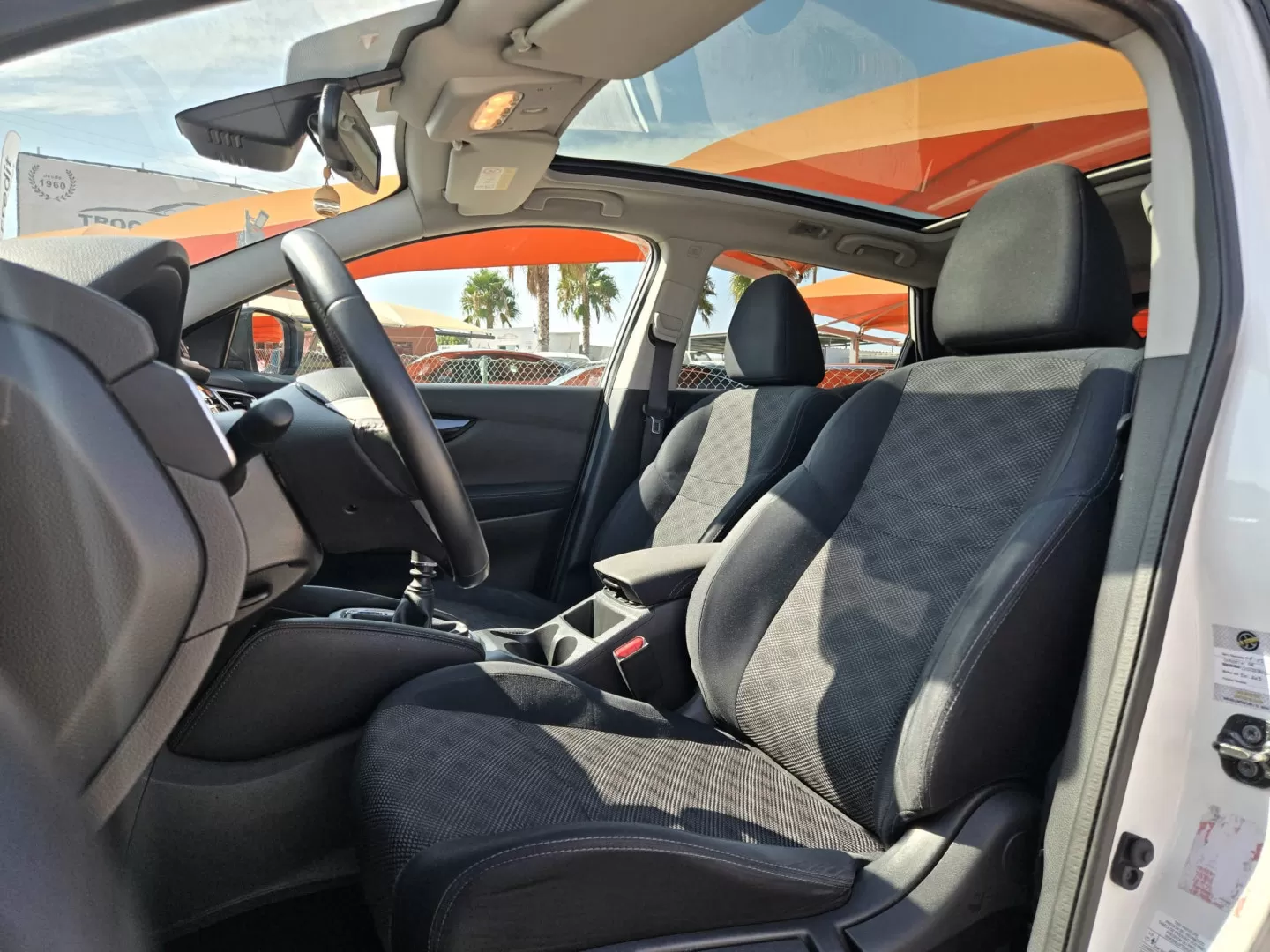 Nissan Qashqai 1.5 dCi N-Connecta - foto 5