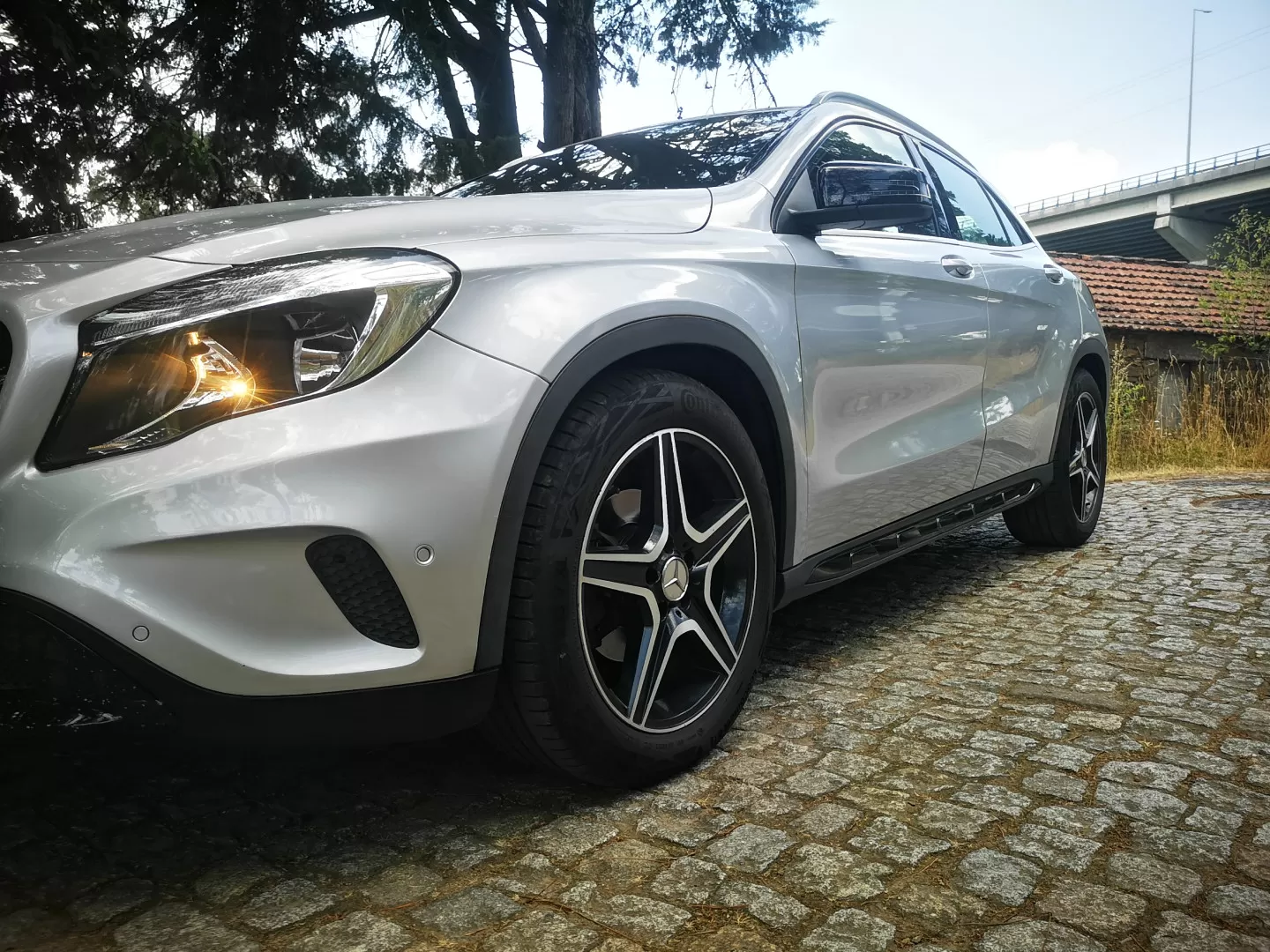 Mercedes-Benz GLA 180 CDI AMG Line - foto 2