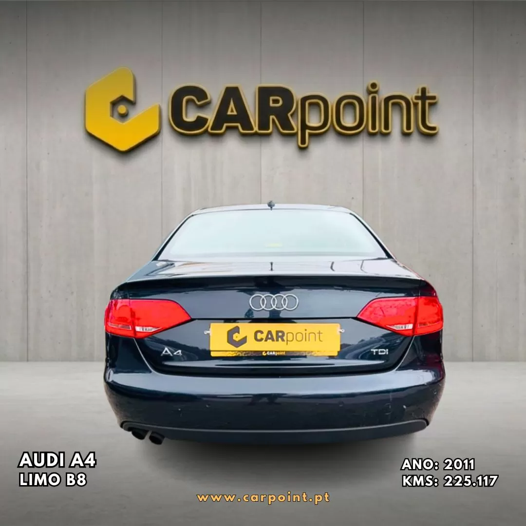 Audi A4  2.0 TDI - foto 5