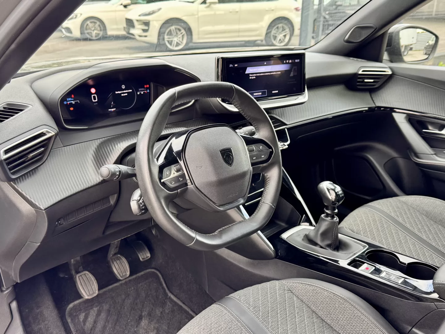 Peugeot 2008 1.2 PureTech Allure - foto 8