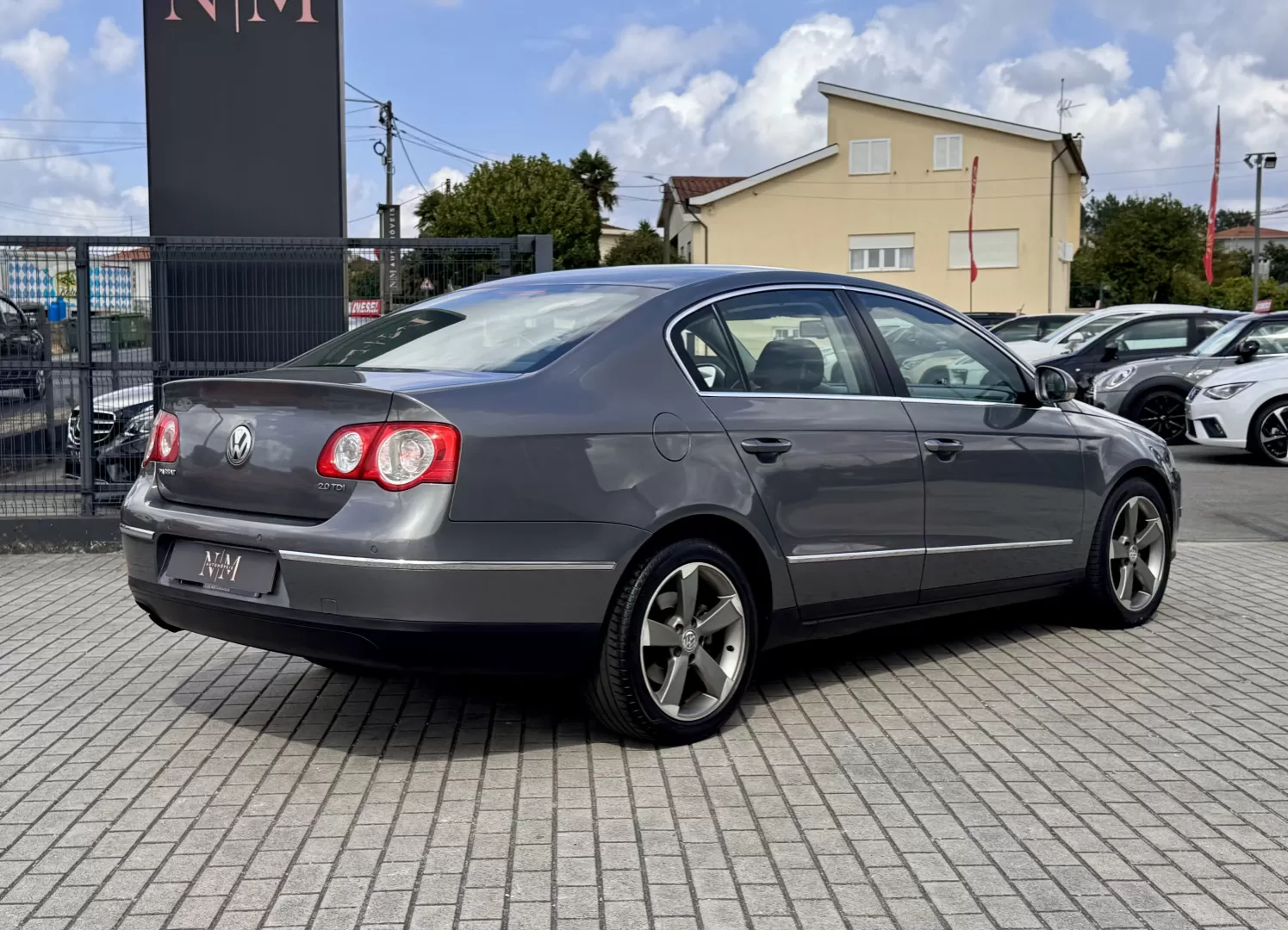 VW Passat 2.0 TDI Confortline - foto 2